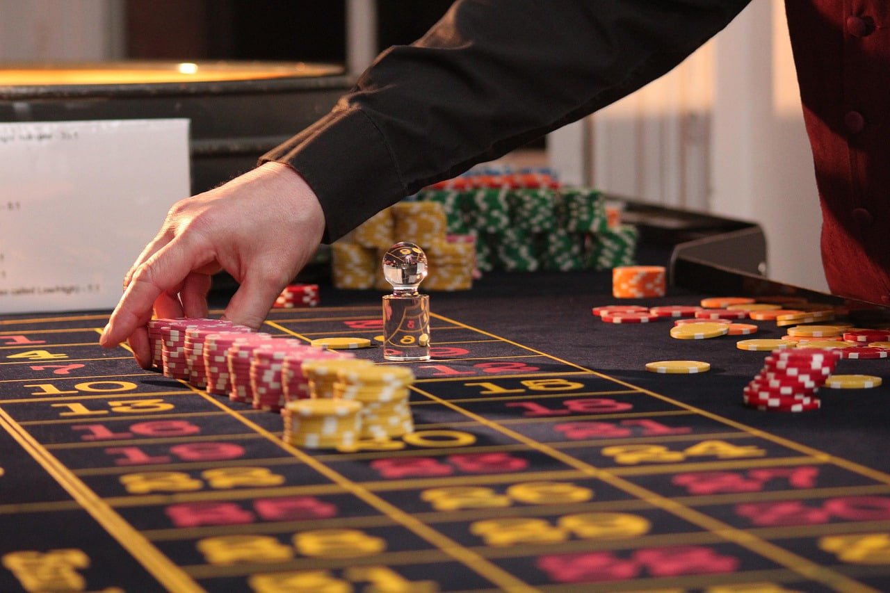 Pemandangan seru game sportsbook dan live casino di asustogel platform